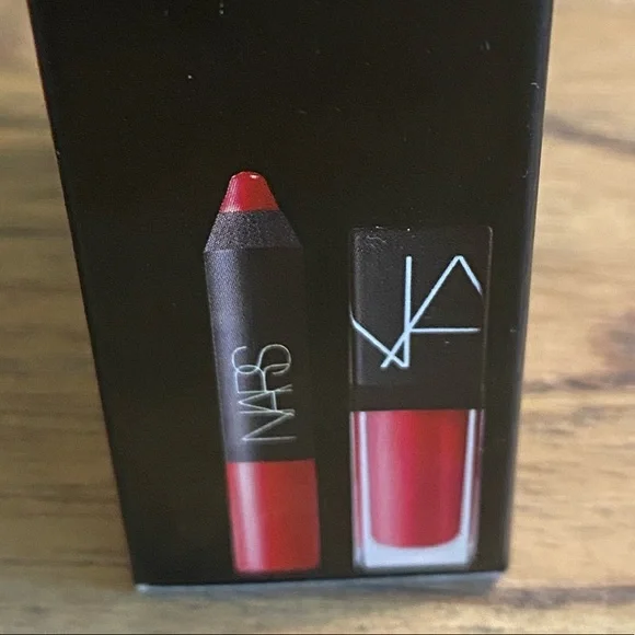 NARS explicit Color lip duo! Shade Dragon Girl 1167! Only swatched! Brand new - Picture 4 of 5